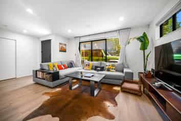 25F Oteha Valley Road, Northcross