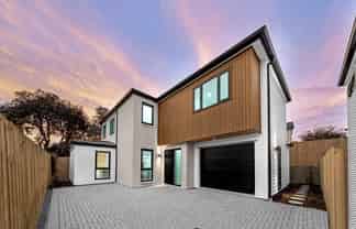 5E Crystal Avenue, Glendene