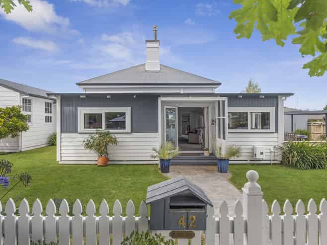 42 Moore Street, Cambridge