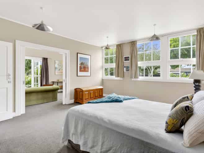 42 Moore Street, Cambridge