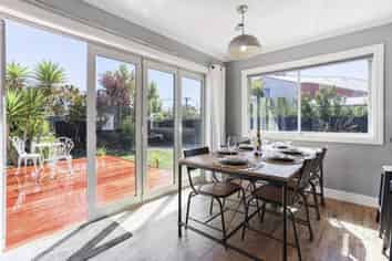 95 Sullivan Avenue, Woolston