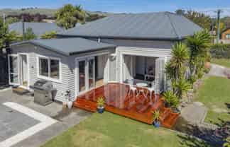 95 Sullivan Avenue, Woolston