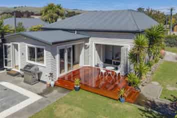 95 Sullivan Avenue, Woolston