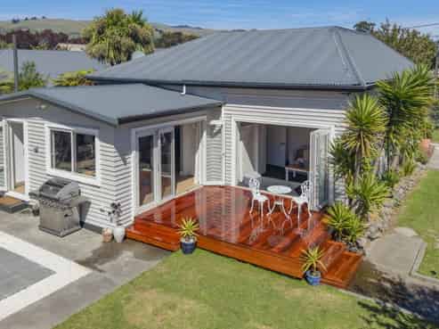 95 Sullivan Avenue, Woolston