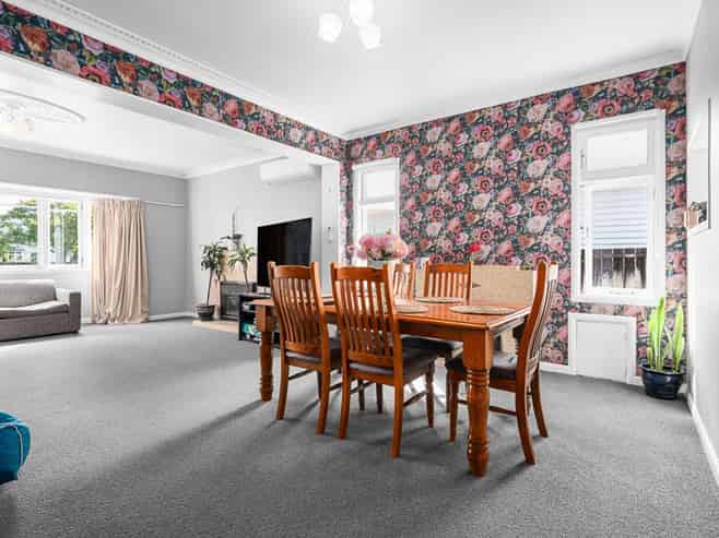 64 Galloway Street, Hamilton East