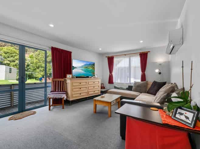 3b Heather Place, Picton