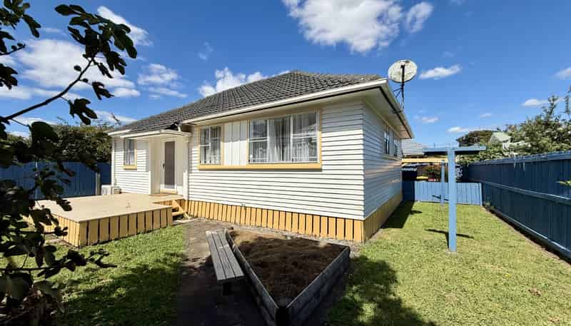 2/10 Taka Street, Takanini