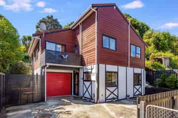 10B Mersey Street, Island Bay