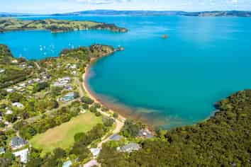 30-32 Wairua Road, Omiha