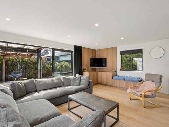 59 Risinghurst Terrace, Lower Shotover