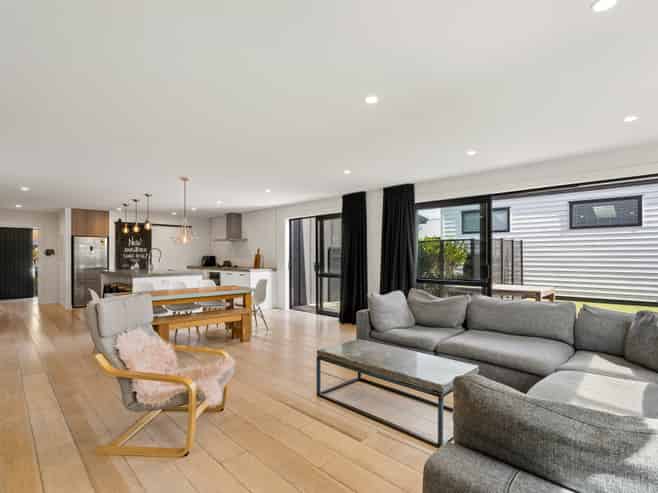 59 Risinghurst Terrace, Lower Shotover