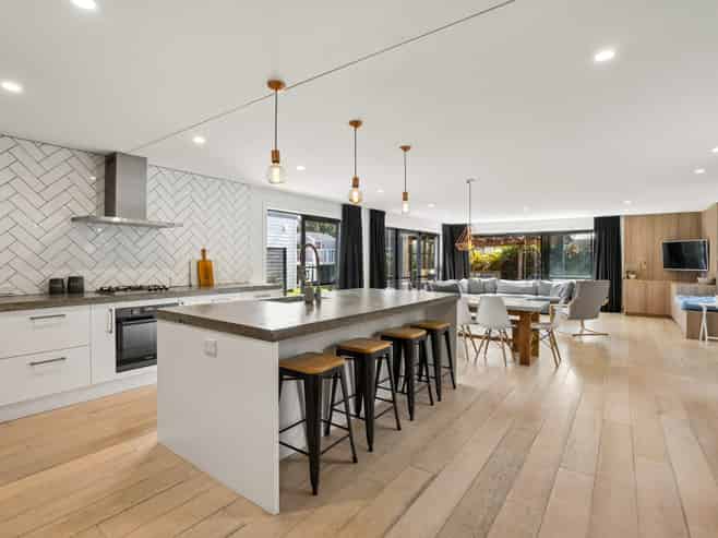 59 Risinghurst Terrace, Lower Shotover