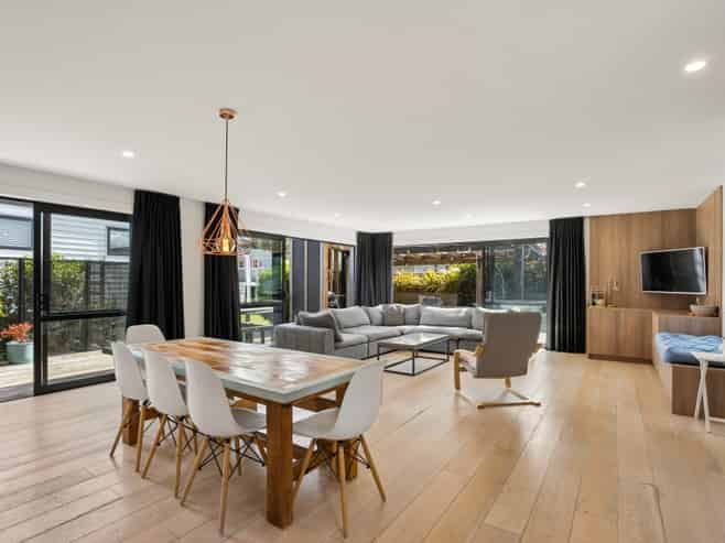 59 Risinghurst Terrace, Lower Shotover