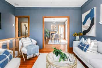 112 Eden Street, Island Bay