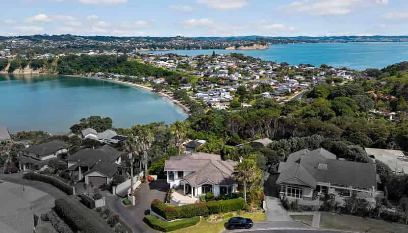 36 Beauvoir Avenue, Matakatia