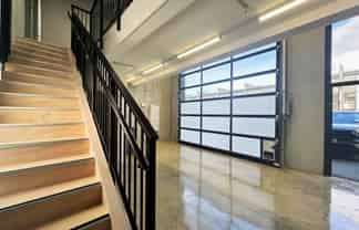 FUNCTIONAL VACANT WAREHOUSE/OFFICE
