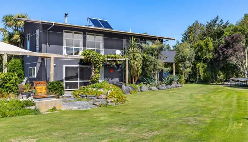 38 Station Road, Hapuku