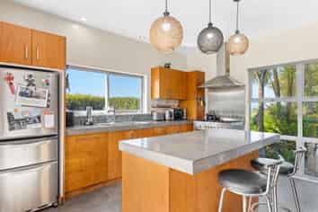 38 Station Road, Hapuku