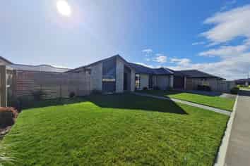 7  Widdowson Road, Rolleston