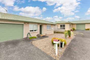 37/8 Village Place, Tuakau