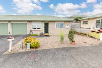 37/8 Village Place, Tuakau