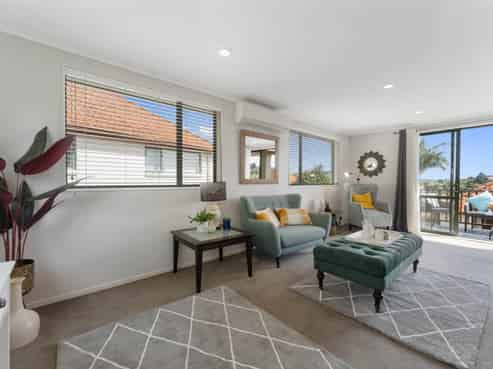 16 Voyager Drive, Gulf Harbour