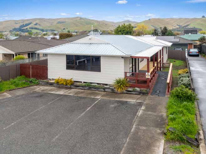 73a Cleghorn Street, Redwoodtown