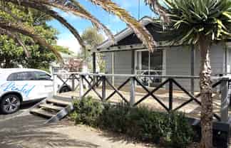 52b George Street, Hikurangi