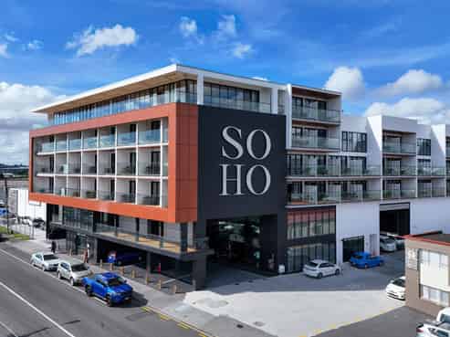 127 – Key Hotel | Mixed-Use Income | Upside