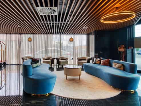 127 – Key Hotel | Mixed-Use Income | Upside