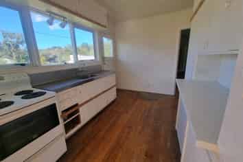 10767A Route 52, Pongaroa