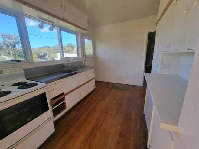 10767A Route 52, Pongaroa