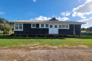 10767A Route 52, Pongaroa