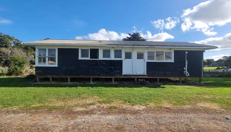 10767A Route 52, Pongaroa