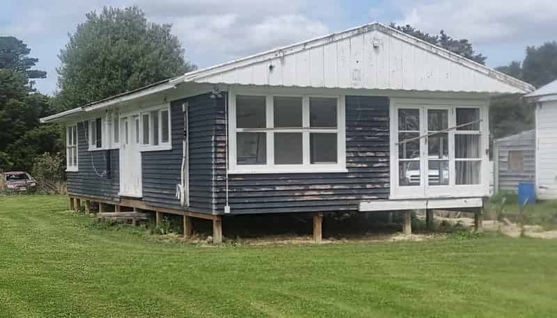 10767A Route 52, Pongaroa