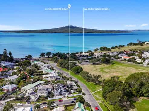20 Seabreeze Road, Narrow Neck