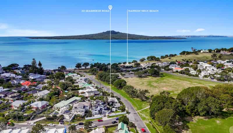 20 Seabreeze Road, Narrow Neck