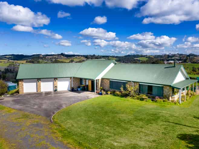 91 Trig Road, Whitford