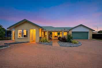 7 Sheriff Place, Randwick Park