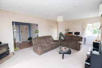 11 Darlington Street, Ngatea