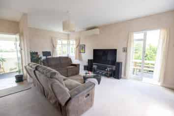 11 Darlington Street, Ngatea