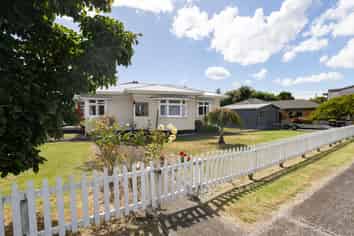 11 Darlington Street, Ngatea