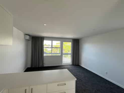 22 McDonald Crescent, Mount Wellington