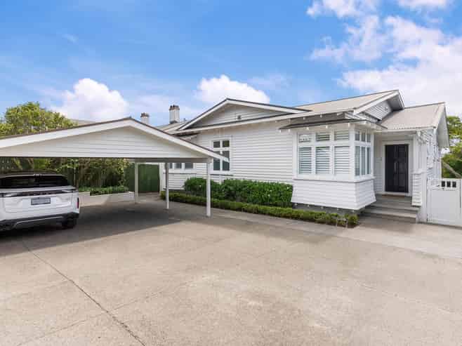 109 West End Road, Westmere