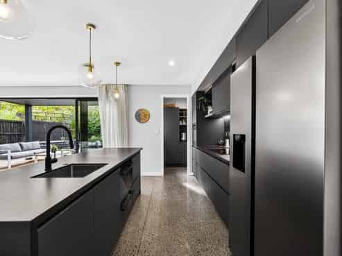 42 Houpuni Road, Milldale