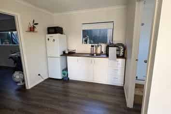 5 Oriana Crescent, Bellevue