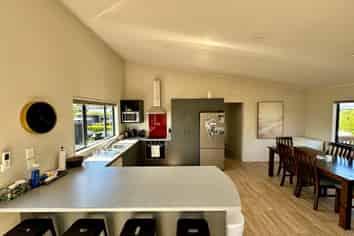 11 Te Whai Street, Mangawhai Heads