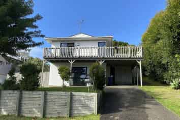 107 Moore Street, Hillcrest