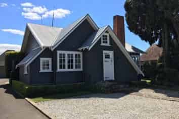 379A Devonport Road, Tauranga South