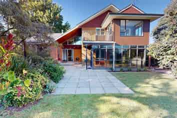  2 Vista Place, Kawaha Point